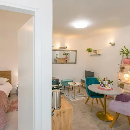 Apartman Enjoy Rovinj Exterior photo
