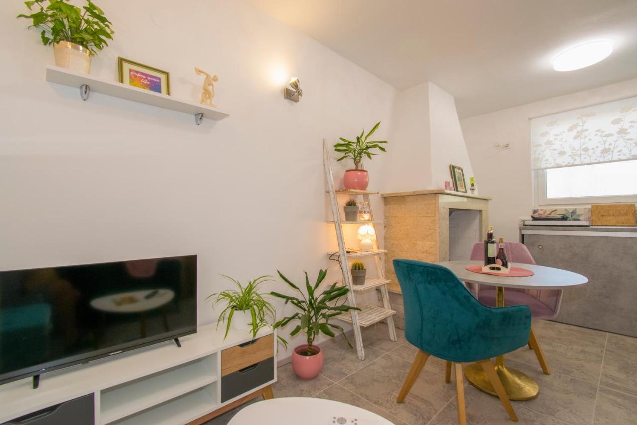 Enjoy Apartment